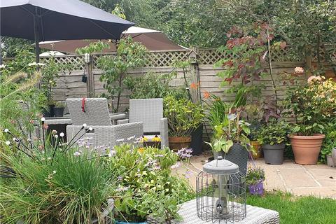 Penny Croft Hay Lane, Fulmer, Slough, SL3 6HJ