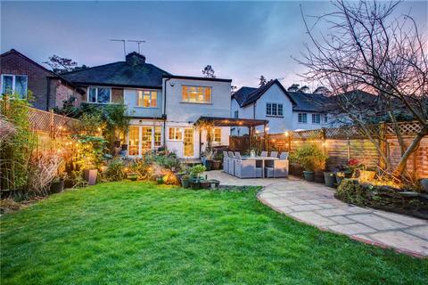 Penny Croft Hay Lane, Fulmer, Slough, SL3 6HJ