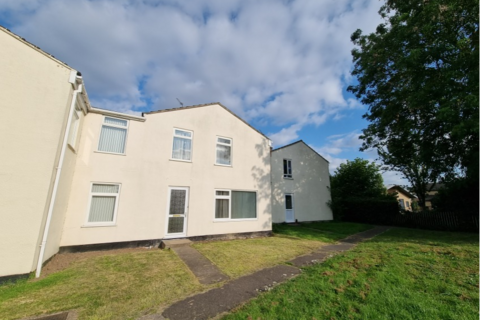 6 bedroom terraced house to rent, Amroth Mews, Leamington Spa, Warwickshire, CV31