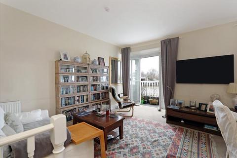 2 bedroom flat for sale, The Terrace, Barnes, SW13