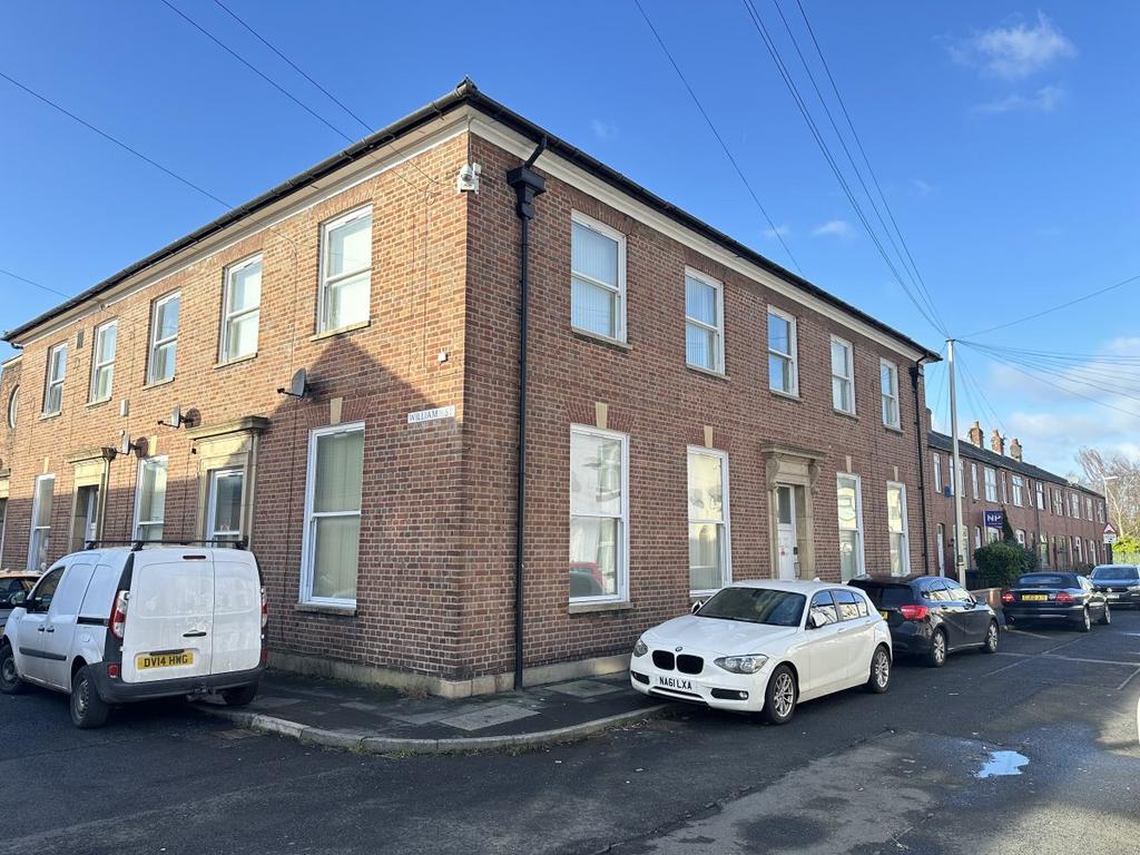 Wellington Street, Failsworth 1 bed flat £775 pcm (£179 pw)