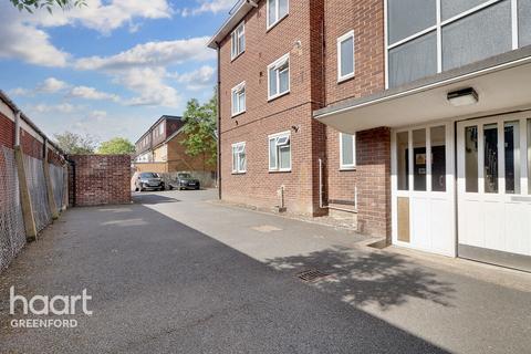 3 bedroom apartment for sale, Greenford Road, Greenford