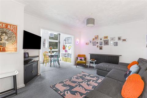 2 bedroom maisonette for sale, Kenton Gardens, St. Albans, Hertfordshire, AL1