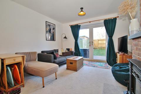 2 bedroom terraced house for sale, Kingsfield Crescent, Witney, OX28
