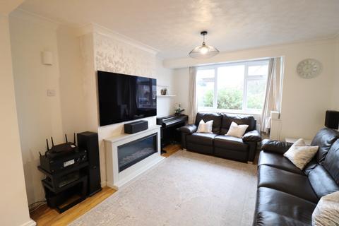 3 bedroom terraced house for sale, Grays End Close, Grays RM17