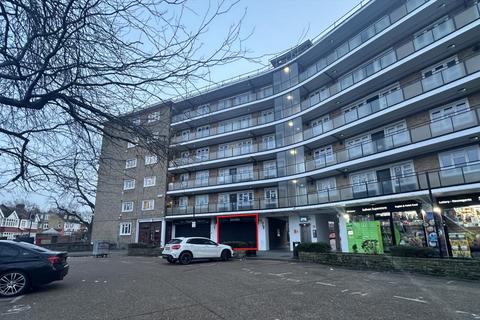 Property to rent, Sulivan Court, London, SW6