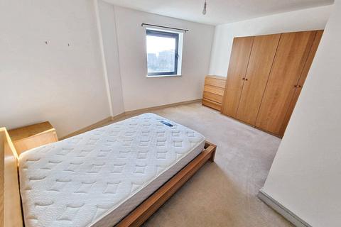 2 bedroom apartment for sale, Galleon Way, Cardiff CF10