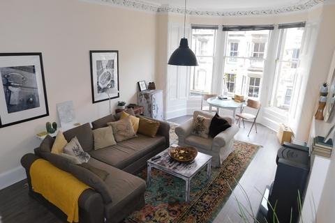 2 bedroom flat to rent, 28, Forrest Road, Edinburgh, EH1 2QN