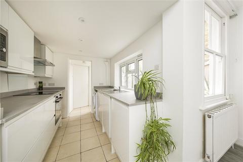72 Idmiston Square, Worcester Park, KT4 7SY