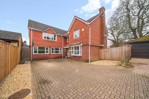 5 bedroom detached house for sale, Broadbent Close, Rownhams, Southampton, Hampshire, SO16