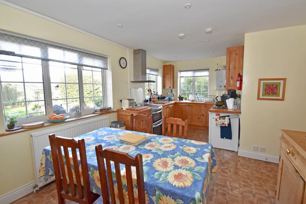 Papist Way, Cholsey OX10 5 bed detached house for sale £775,000