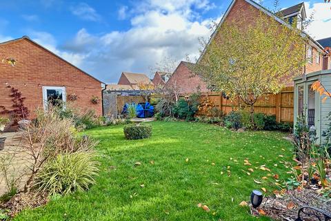 5 bedroom detached house for sale, Elm Bridge Mead, Benson OX10