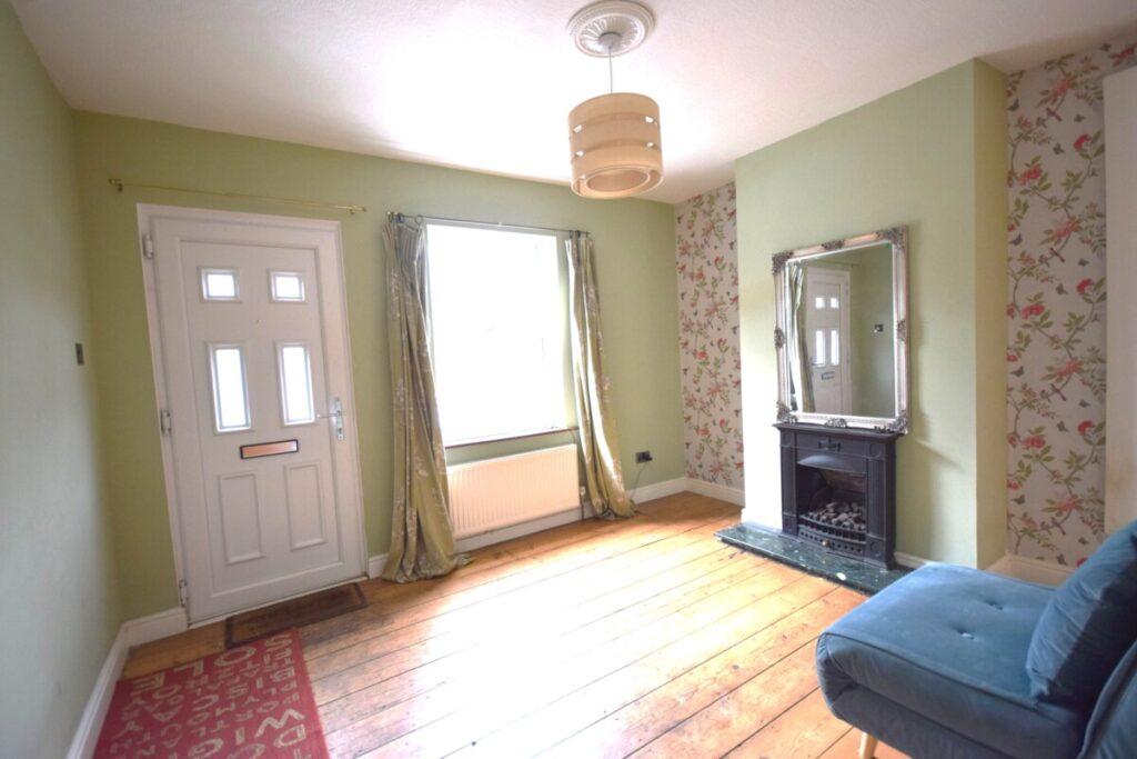 Stoney Common, Stansted Mountfitchet. CM24 3 bed terraced house for