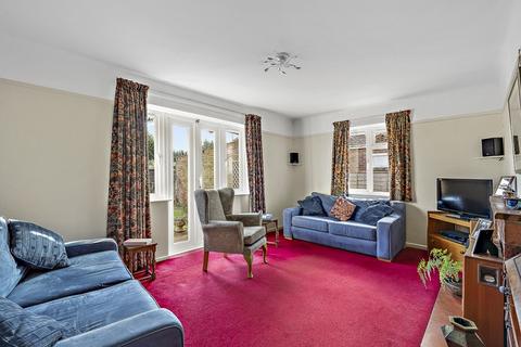 92 Brook Lane, Warsash, Southampton, SO31 9FD
