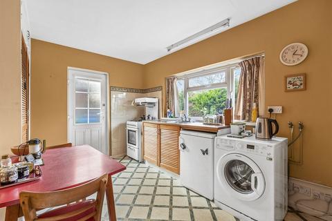 92 Brook Lane, Warsash, Southampton, SO31 9FD