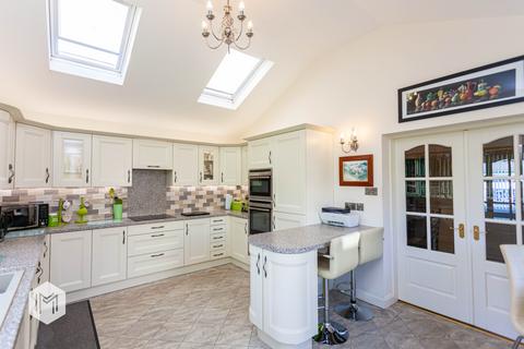 12 Hillstone Close, Greenmount, Bury, BL8 4EZ