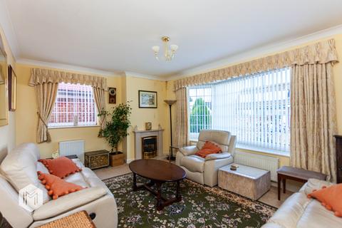 12 Hillstone Close, Greenmount, Bury, BL8 4EZ