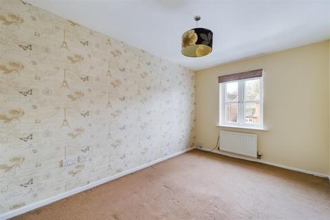 3 bedroom townhouse to rent, Cemetery Road, Gateshead