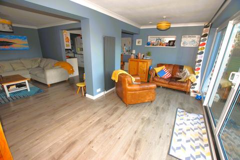 2 Bridge Close, Hythe, CT21 4DD