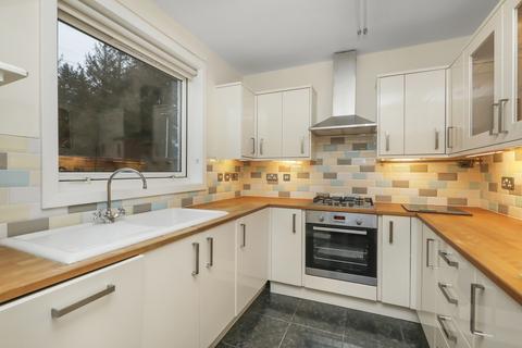 25a Cuiken Terrace, Penicuik, EH26 0DY