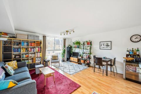 20 Cape Yard, London, E1W 2JU