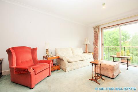 2 bedroom apartment for sale, Riverside Gardens Lodge, Green Walk, Hendon, NW4