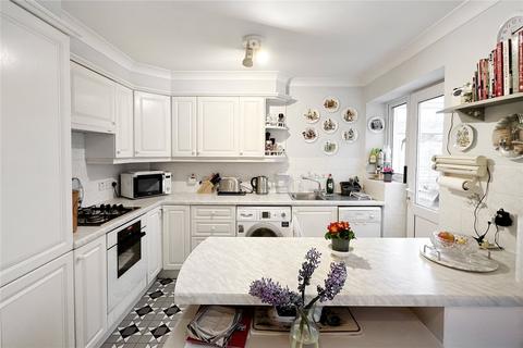 2 Blenheim Drive, Rustington, Littlehampton, BN16 3SN