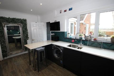 4 bedroom terraced house for sale - OLNEY ROAD, LAVENDON