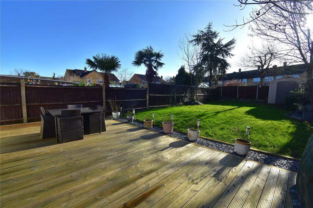 Lucas Avenue, Chelmsford, Essex, CM2 3 bed semidetached house for sale