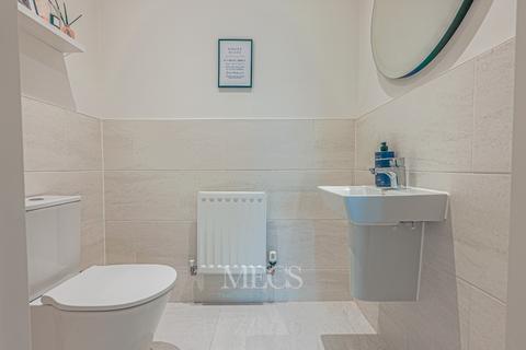 10 Boundary Avenue, Birmingham, B17 8BS