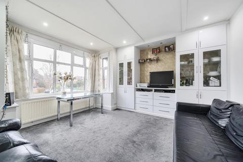 2 bedroom maisonette for sale, West End Court, West End Avenue, Pinner, HA5