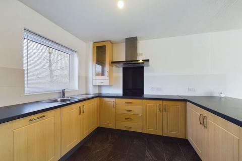 131 Drayton Walk, Northampton, NN2 7SD