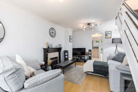 49 Bashford Way, Worth, Crawley, RH10 7YG