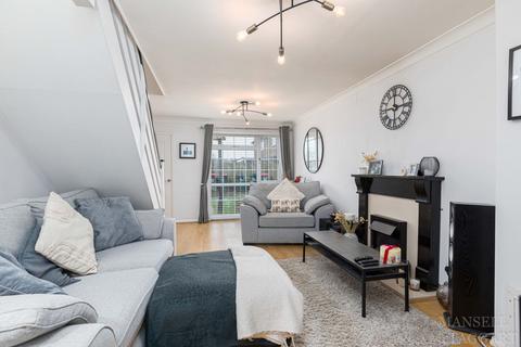 49 Bashford Way, Worth, Crawley, RH10 7YG