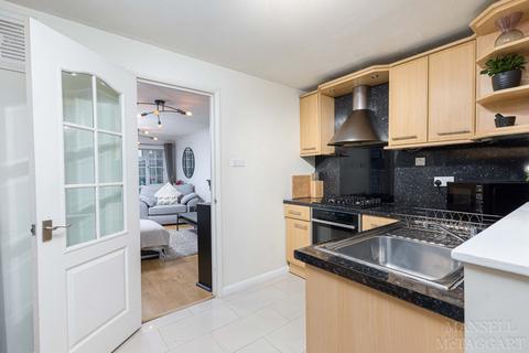 49 Bashford Way, Worth, Crawley, RH10 7YG