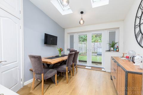 49 Bashford Way, Worth, Crawley, RH10 7YG