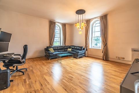 3 bedroom apartment for sale, Royal Drive, London N11