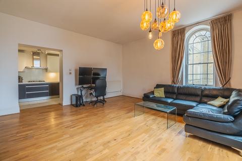 3 bedroom apartment for sale, Royal Drive, London N11