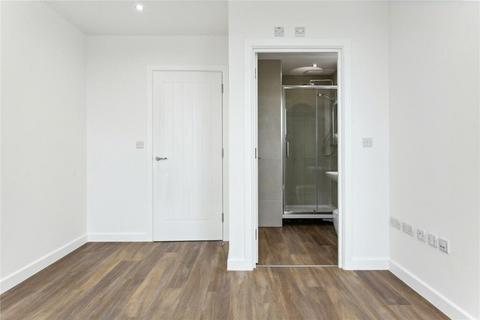 1 bedroom flat for sale, Royal Drive, London N11
