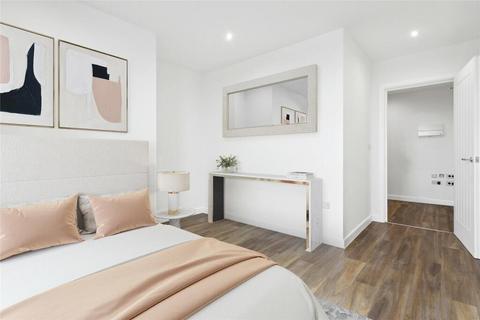 1 bedroom flat for sale, Royal Drive, London N11