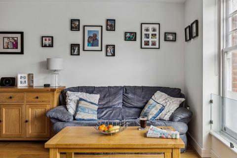 2 bedroom apartment for sale, London N11