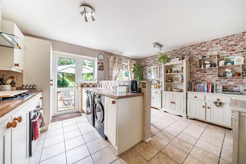 88 Bearcroft, Weobley, Hereford, HR4 8TD