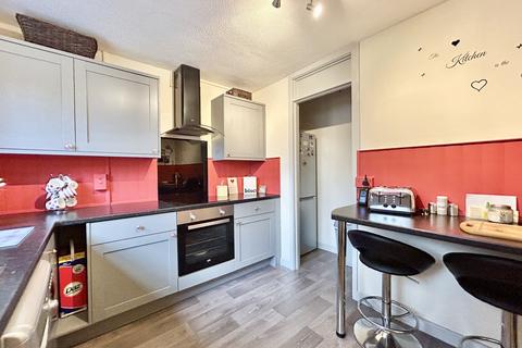 1 Cheaton Close, Leominster, HR6 8EN