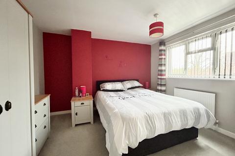 1 Cheaton Close, Leominster, HR6 8EN