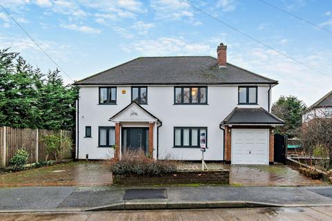 5 bedroom detached house for sale, Starling Close, Pinner, HA5
