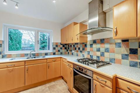 5 bedroom detached house for sale, Starling Close, Pinner, HA5