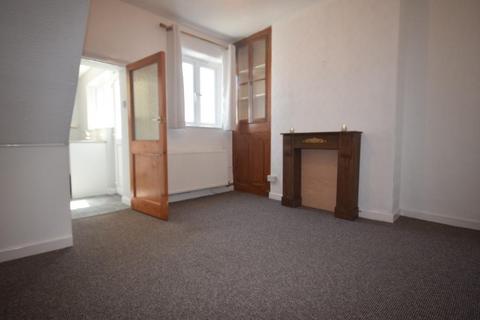 2 bedroom terraced house to rent, Hyfield Place, Bideford, EX39