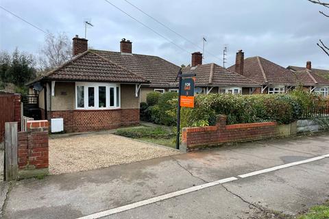3 bedroom bungalow for sale, Ipswich Road, Colchester, Essex, CO4