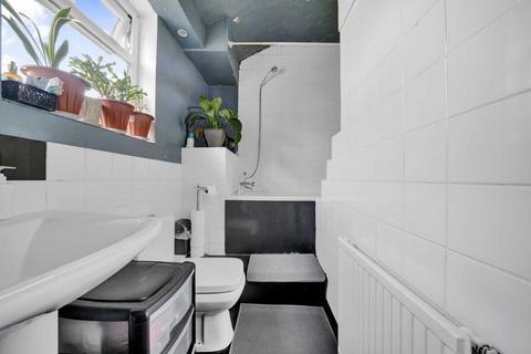 74 Twickenham Road, London, E11 4BW