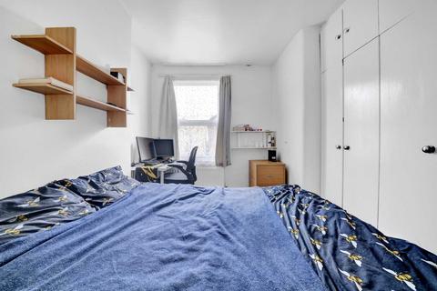 74 Twickenham Road, London, E11 4BW